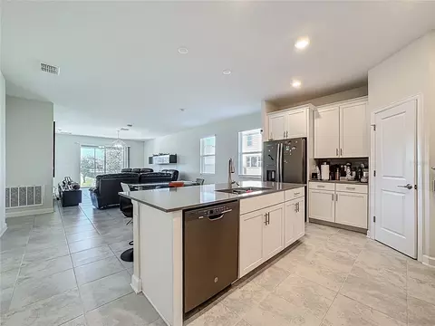 Kitchen - 4900 Lotta Ct, Saint Cloud, FL 34772 photo 1 of 7