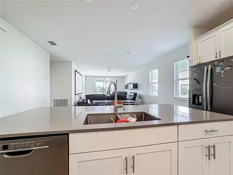 Kitchen - 4900 Lotta Ct, Saint Cloud, FL 34772 photo 2 of 7