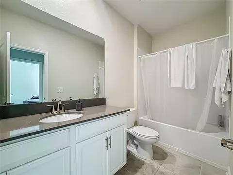 Bath - 4900 Lotta Ct, Saint Cloud, FL 34772 photo 1 of 3