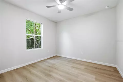 Bedroom - 2014 NE 3rd Pl, Gainesville, FL 32641 photo 3 of 6