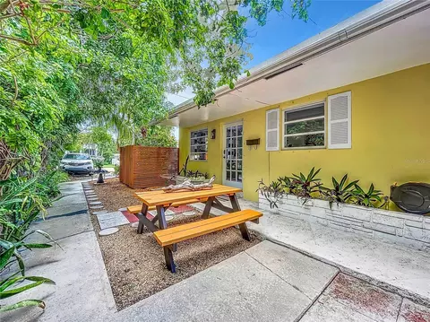 1478 NE 34th Ct #A-B, Fort Lauderdale, FL 33334