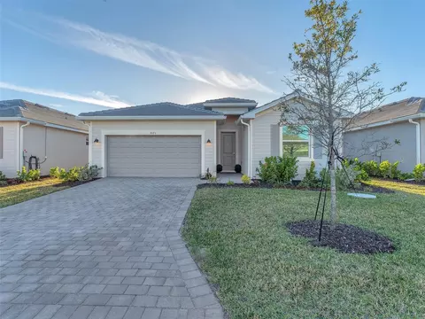 7973 Lakes Edge Ln, Port Charlotte, FL 33981