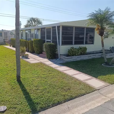 810 49th Ave W, Bradenton, FL 34207