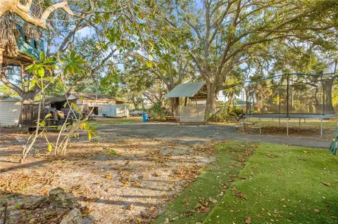Exterior - 619 29th St E, Bradenton, FL 34208 photo 14 of 19