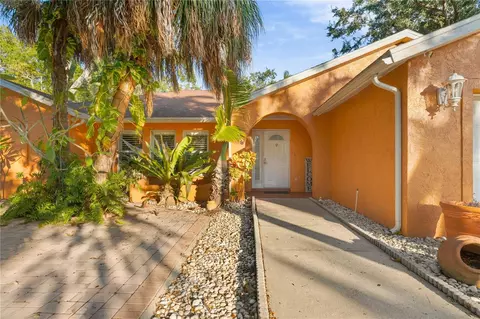 Exterior - 619 29th St E, Bradenton, FL 34208 photo 2 of 19