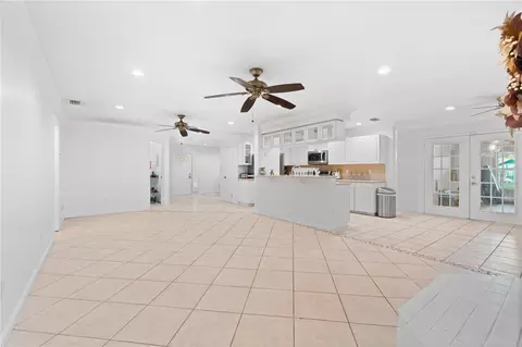 Other - 619 29th St E, Bradenton, FL 34208 photo 2 of 8
