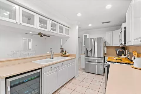 Kitchen - 619 29th St E, Bradenton, FL 34208 photo 1 of 2