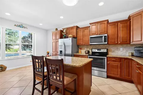 Kitchen - 9498 SW 70th Loop, Ocala, FL 34481 photo 4 of 5