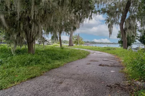 2121 Nela Ave, Belle Isle, FL 32809