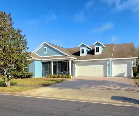 589 Blue Cypress Dr, Groveland, FL 34736