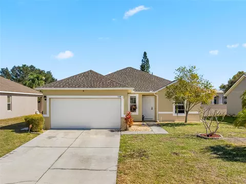 1108 Brenton Manor Dr, Winter Haven, FL 33881
