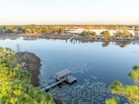 641 Pine Hill Blvd, Geneva, FL 32732