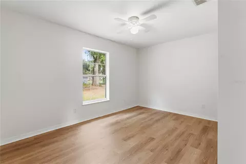 Bedroom - 7946 Juniper Rd, Ocala, FL 34480 photo 2 of 3