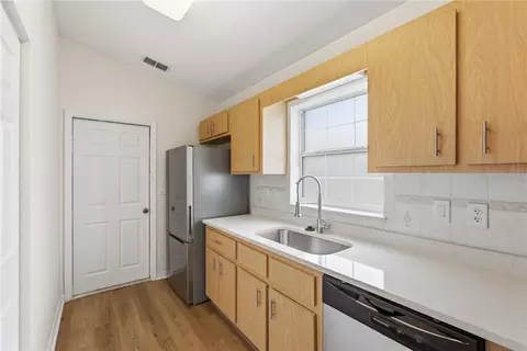 Kitchen - 7946 Juniper Rd, Ocala, FL 34480 photo 3 of 3
