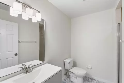 Bath - 7946 Juniper Rd, Ocala, FL 34480 photo 3 of 3