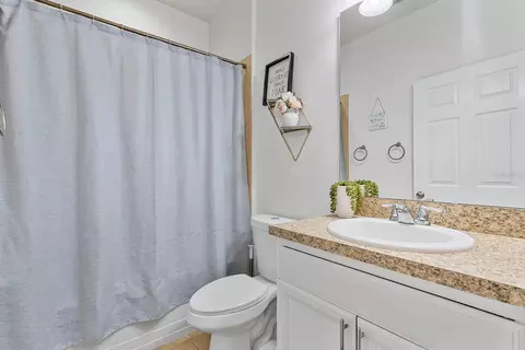 Bath - 3989 Eternity Cir, Saint Cloud, FL 34772 photo 3 of 3