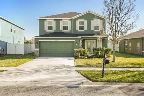 4909 Waters Gate Dr, Tavares, FL 32778