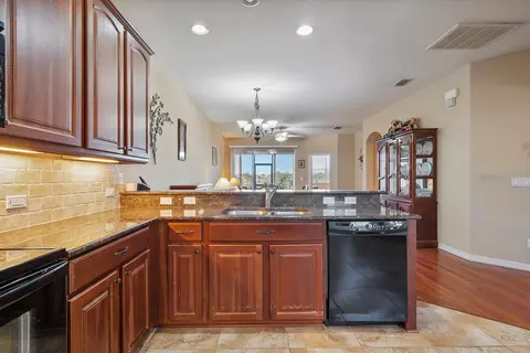Kitchen - 22019 Belgian Ct, Mount Dora, FL 32757 photo 1 of 3