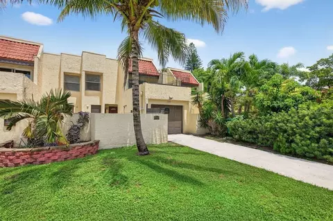 5717 NW 17th Ct #2, Fort Lauderdale, FL 33313