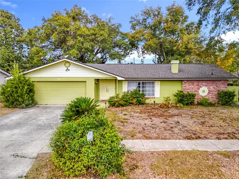 305 Robin Hill Dr, Altamonte Springs, FL 32701