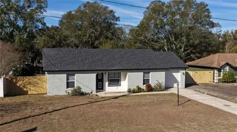 452 Oslo Dr, Deltona, FL 32725
