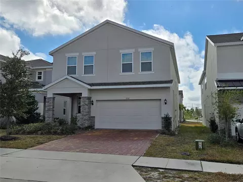 1152 Blue Garden Dr, Deland, FL 32720