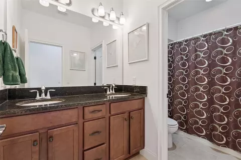 Bath - 6752 Trellis Vine Loop, Windermere, FL 34786 photo 3 of 3