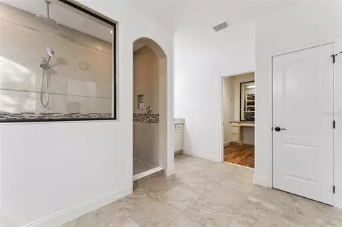Bath - 6752 Trellis Vine Loop, Windermere, FL 34786 photo 2 of 3