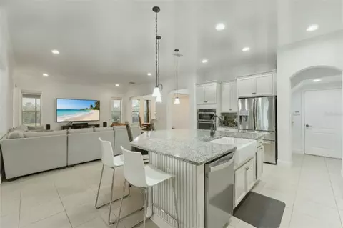 Kitchen - 6752 Trellis Vine Loop, Windermere, FL 34786 photo 4 of 5