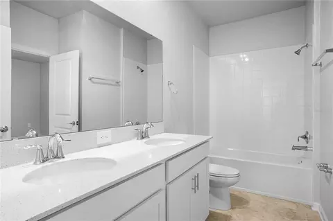 Bath - 6449 Sprucepine Ln, Saint Cloud, FL 34771 photo 3 of 3