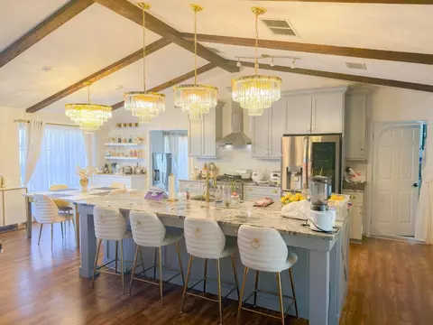 Kitchen - 2426 Gresham Dr, Orlando, FL 32807 photo 3 of 3