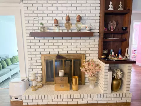 Living - 2426 Gresham Dr, Orlando, FL 32807 photo 9 of 10