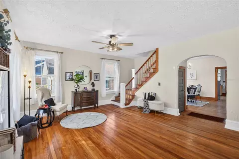 Living - 1305 Washington Ave, Eustis, FL 32726 photo 2 of 7