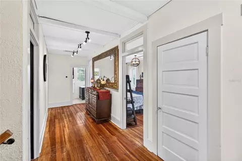 Entry Way - 1305 Washington Ave, Eustis, FL 32726 photo 1 of 1