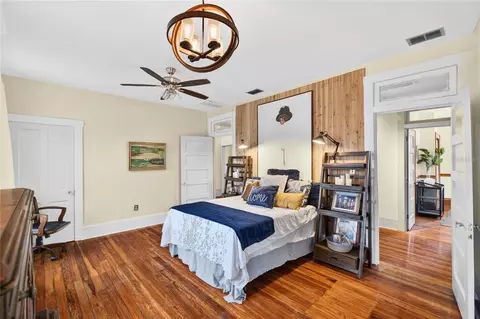 Bedroom - 1305 Washington Ave, Eustis, FL 32726 photo 5 of 7