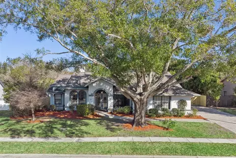 522 Lagoon Dr, Oviedo, FL 32765