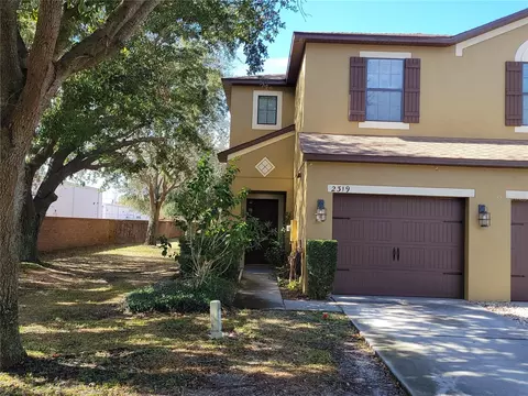 Exterior - 2319 Aloha Bay Ct, Ocoee, FL 34761 photo 2 of 4