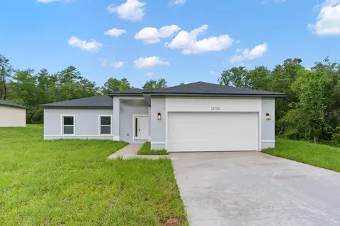 2642 Magnolia Cir, Lake Wales, FL 33898
