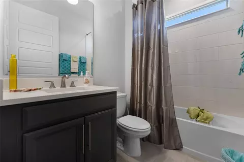Bath - 2892 Monaghan Dr, Ormond Beach, FL 32174 photo 1 of 2
