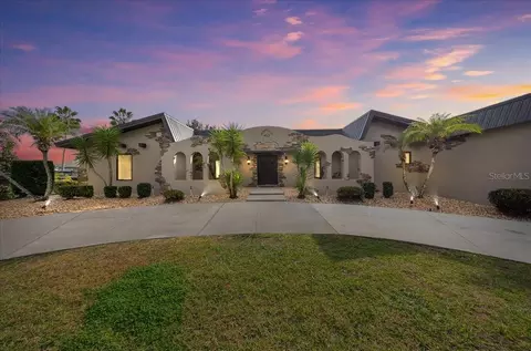 452 SE Paradise Point Rd, Crystal River, FL 34429