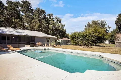 Exterior - 1005 Old Hickory Tree Rd, Saint Cloud, FL 34771 photo 7 of 9