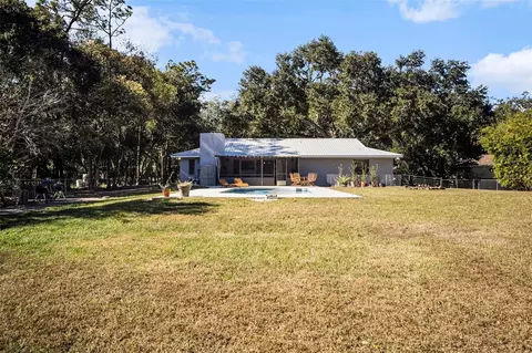 Exterior - 1005 Old Hickory Tree Rd, Saint Cloud, FL 34771 photo 3 of 9
