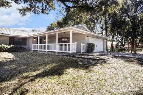 Exterior - 1005 Old Hickory Tree Rd, Saint Cloud, FL 34771 photo 4 of 9