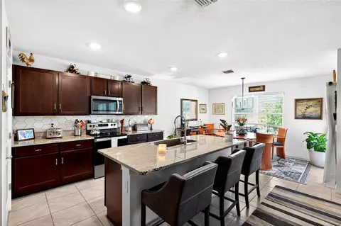 Kitchen - 508 Hickory Course Loop, Ocala, FL 34472 photo 8 of 8