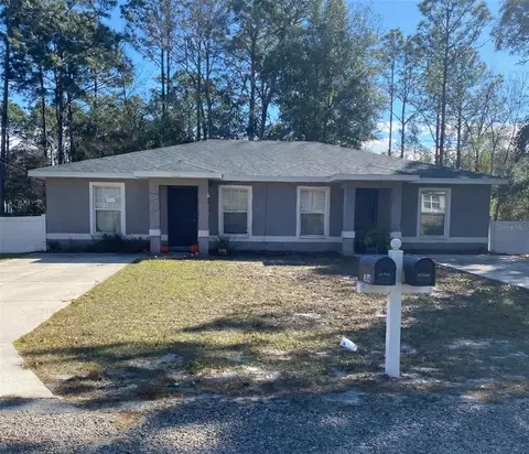9435 N Manashee Dr, Citrus Springs, FL 34434
