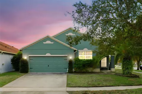 13567 Mirror Lake Dr, Orlando, FL 32828
