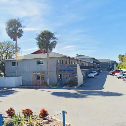 900 S Peninsula Dr #111, Daytona Beach, FL 32118