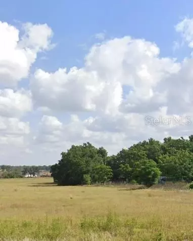 10708 Davis Pool Rd, Seffner, FL 33584