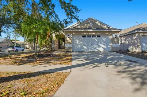 7512 Oxford Garden Cir, Apollo Beach, FL 33572
