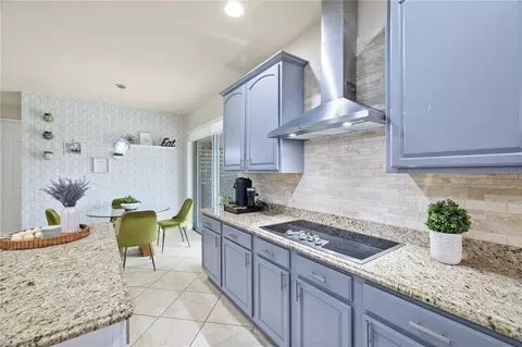 Kitchen - 475 Douglas Edward Dr, Ocoee, FL 34761 photo 4 of 6